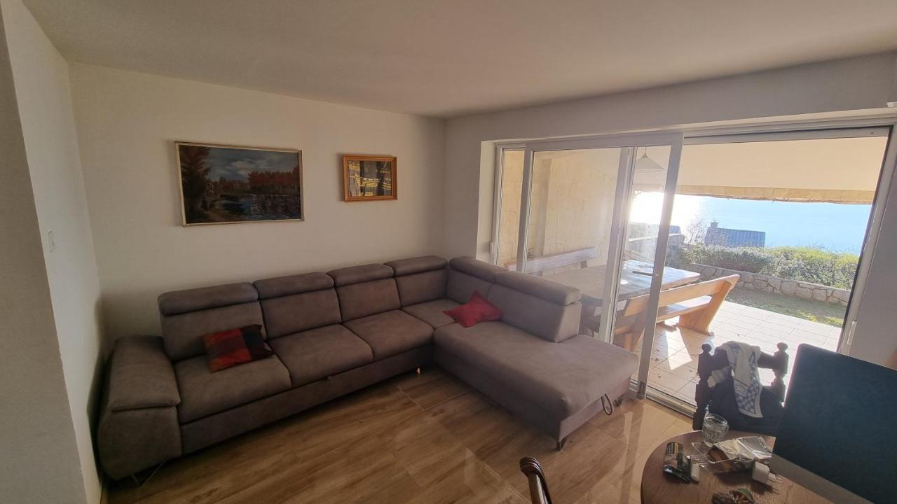 Apartment Bellevue Klenovica Bagian luar foto