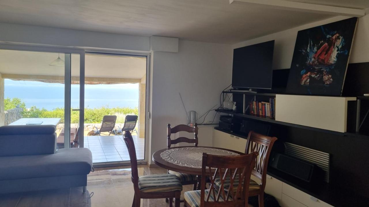 Apartment Bellevue Klenovica Bagian luar foto